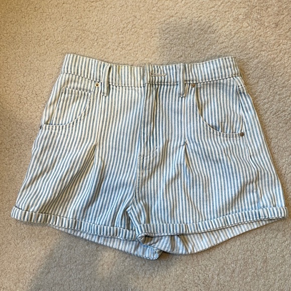 BDG Urban Outfitters High-Rise shorts - Picture 2 of 5